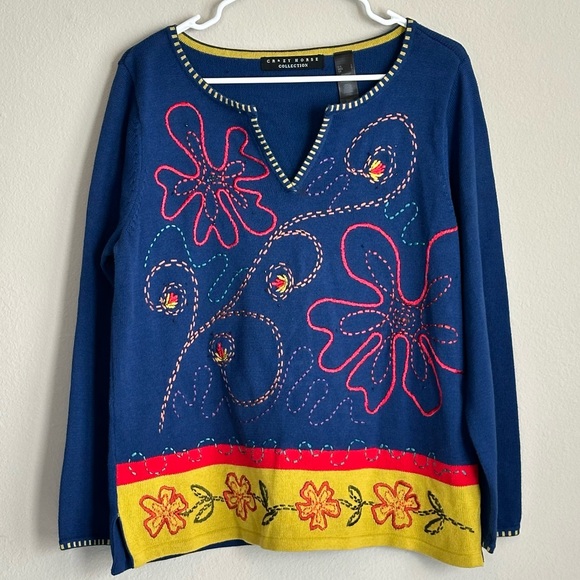 Liz Claiborne Sweaters - Crazy Horse‎ Liz Claiborne Multicolor Floral Embroidered Sweater Womens Large